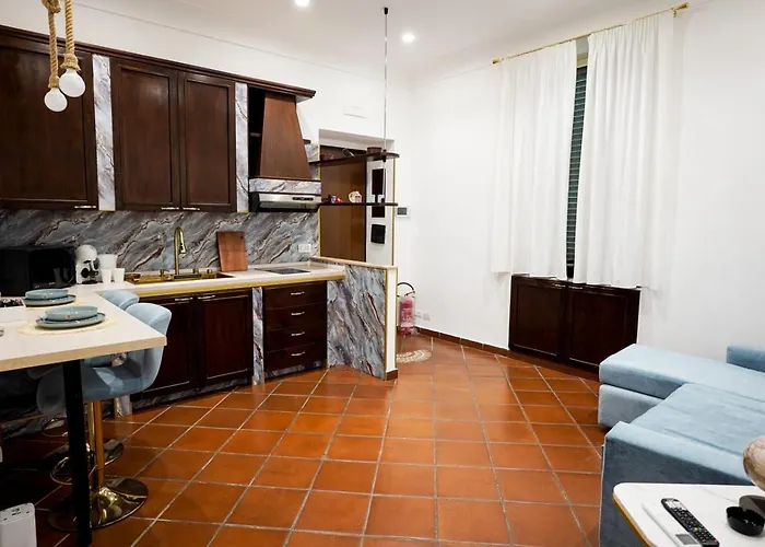 The Renaissance 아파트 *